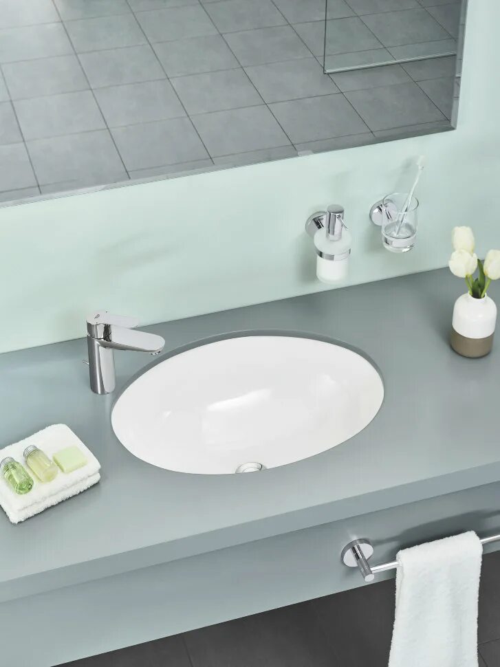 Раковины для ванной grohe. Раковина Grohe Bau Ceramic 39423000. Смеситель для раковины Grohe BAUEDGE 23329000. Раковина Grohe Bau Ceramic 56 39423000. Раковина Grohe 39423000.