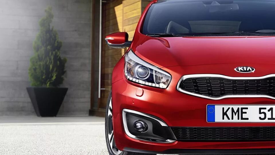 Сид 30. Обновленный Киа СИД. Kia Ceed сверху. Киа спереди. Kia 33813.