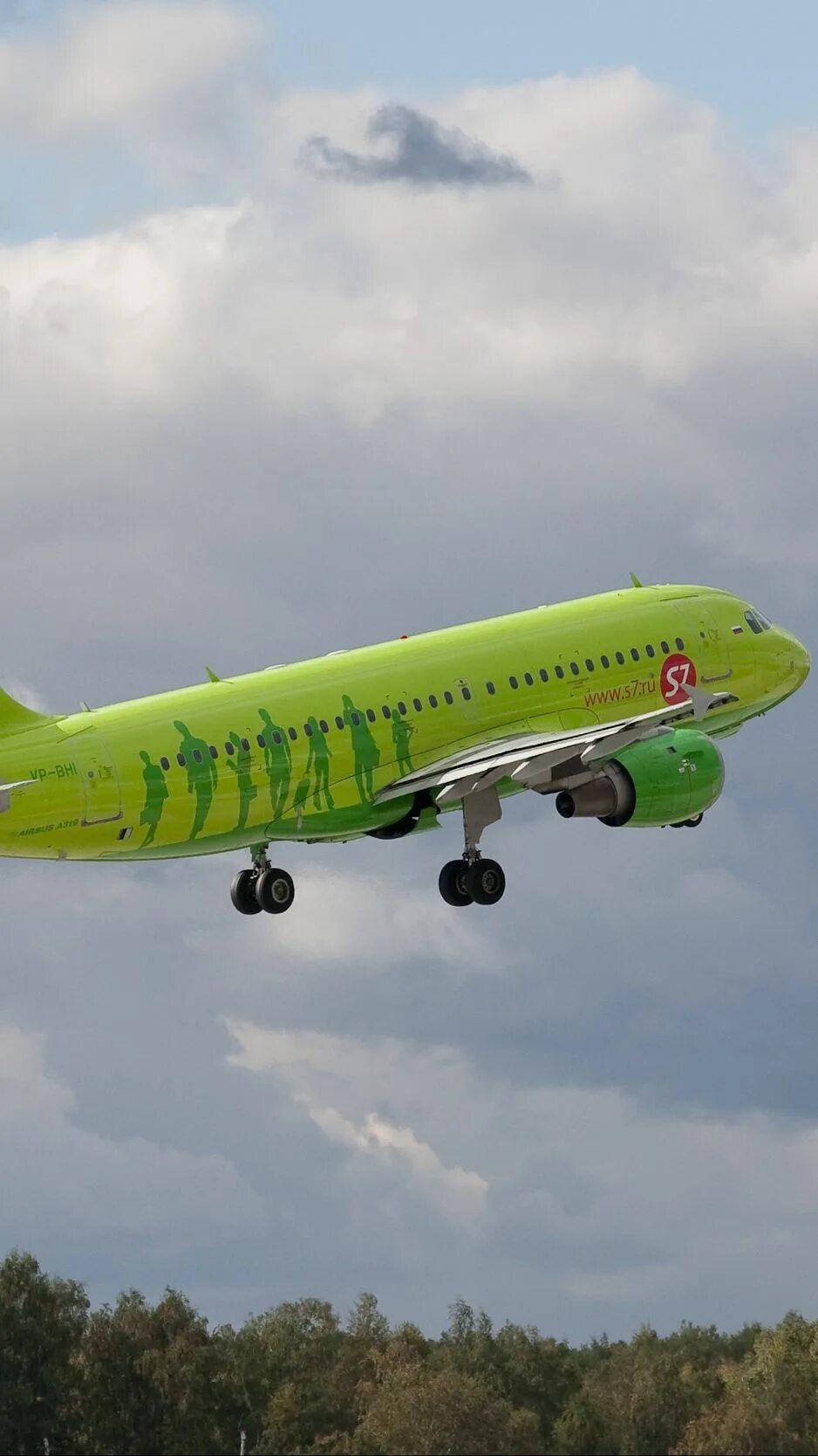 S7 airlines телефон. Самолёты авиакомпании s7 Airlines. S7. Эссевен s7. Самолет s7.