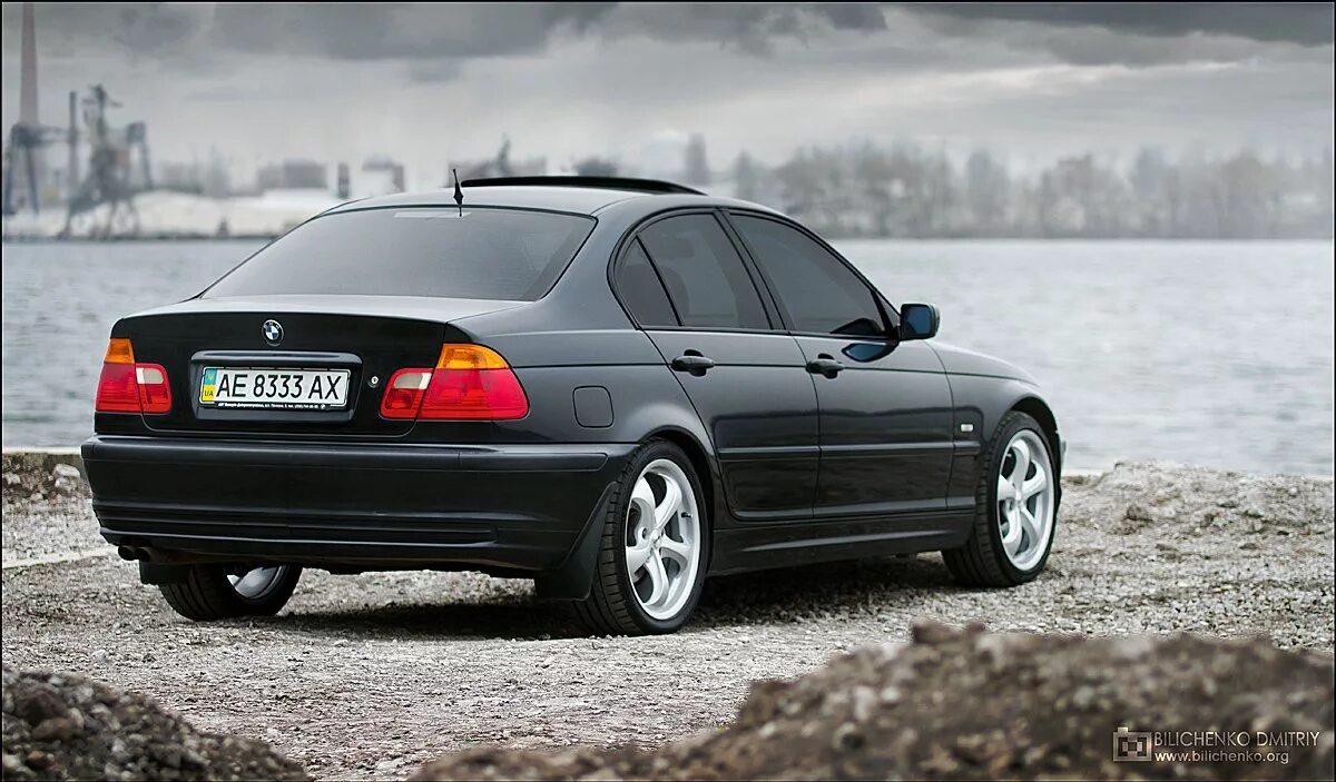 Разбор е46 москва. BMW 3 e46 320i. БМВ е46 седан дорест. Е 46 кузов БМВ. БМВ 3 е46 Рестайлинг.