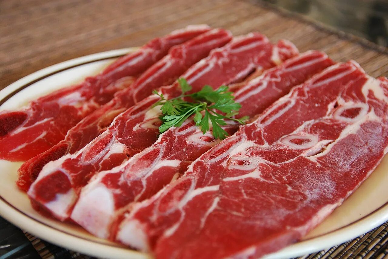 Мясо говядина халяль. Мясо. Мясо говядина. Мясо Халяль. Говяжье мясо.