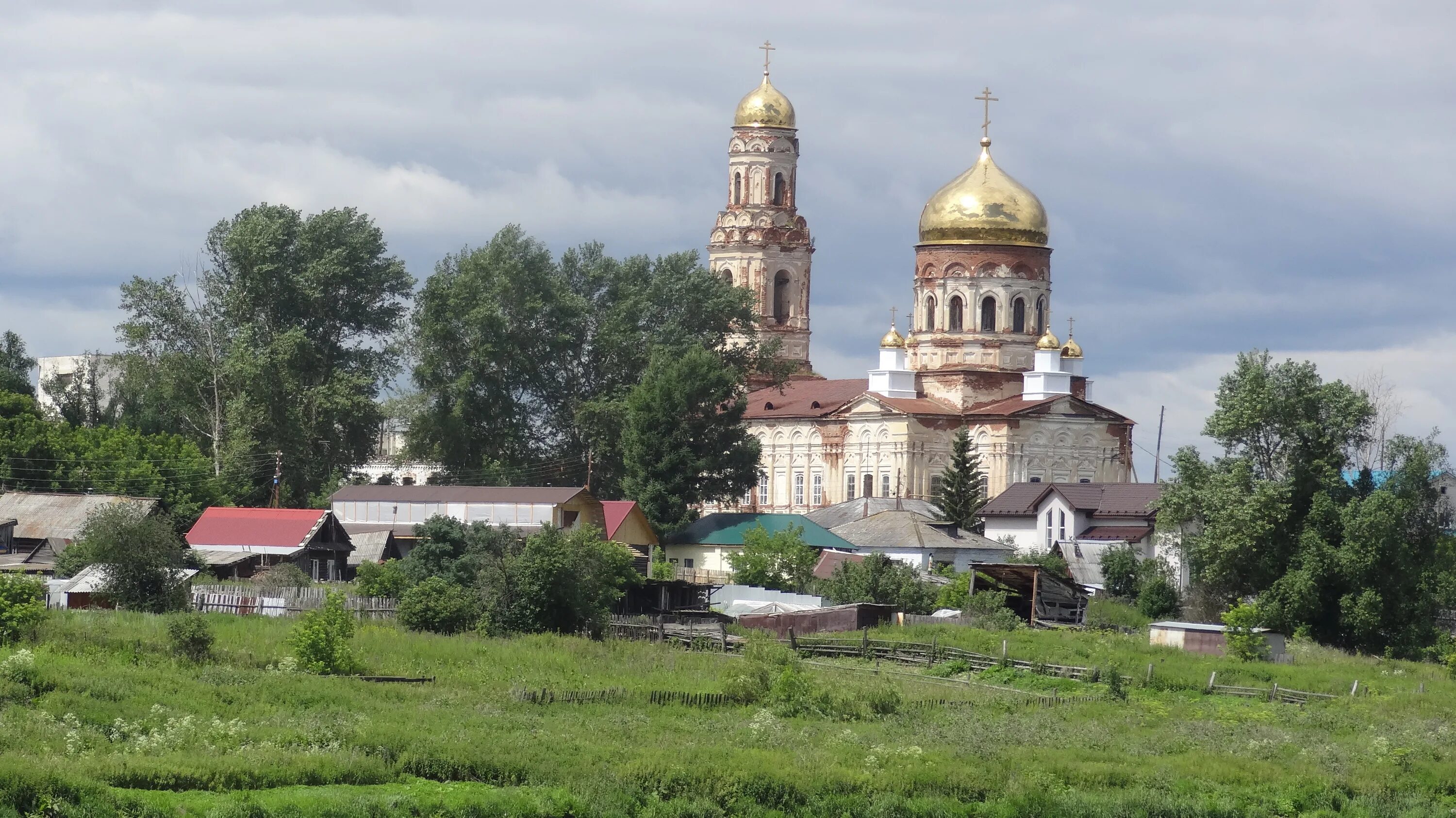 Погода в маминском. Маминское свердловская область. Маминское свердловская область храм. Маминское свердловская область храм. Село маминское свердловская область.