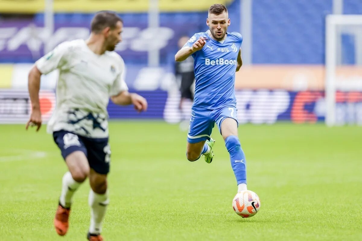 Динамо сочи 9 января. Динамо сочи. Динамо москва 2014. Фк сочи. Динамо сочи 9 января.