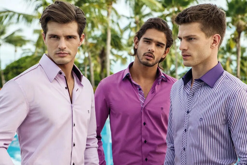 Многие мужчины. Летняя мужская одежда реклама. Трое парней. Мужская мода рубашки. Яркий мужчина.