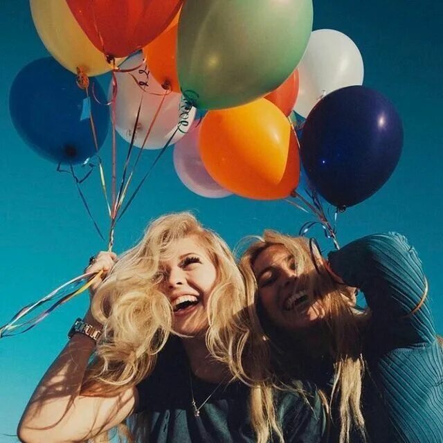 Дети веселятся. Радость и веселье. Девушки веселятся. Люблю веселье. Подруги веселятся.