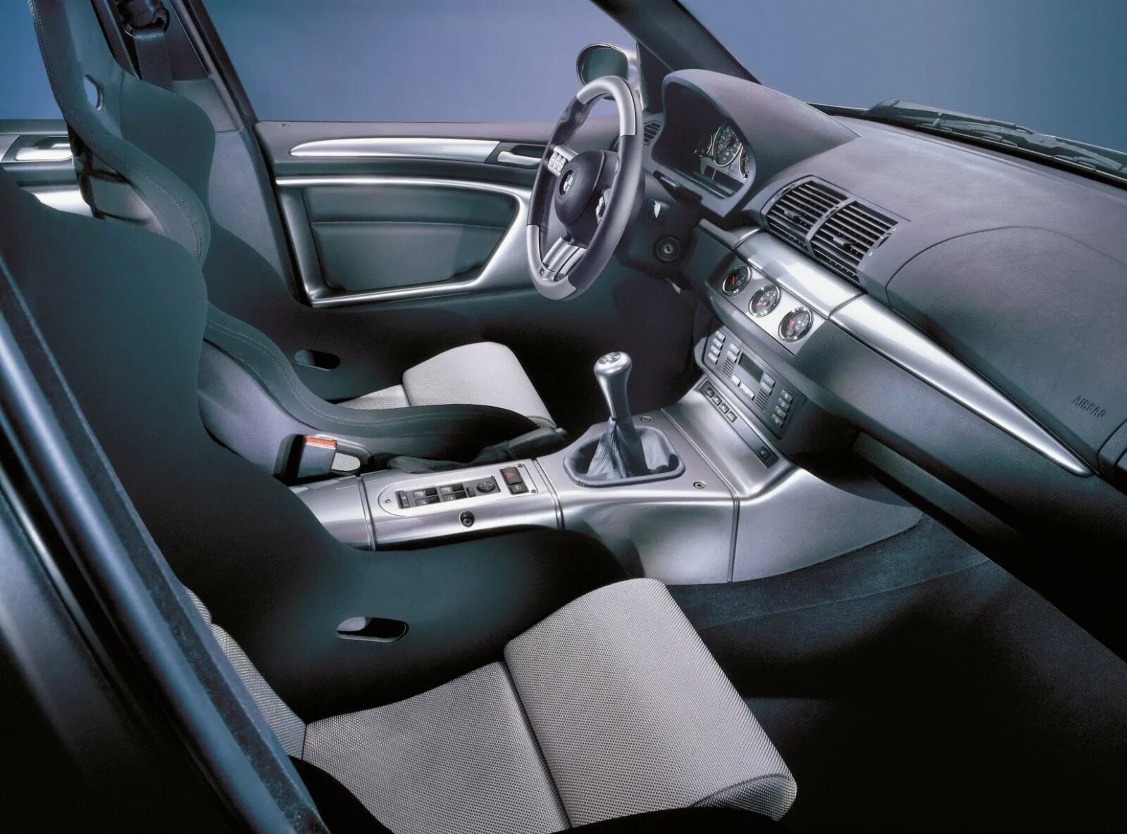 Bmw x5 le mans. Bmw concept x5 e53. bmw x5 e53 v12. бмв х5 леман. бмв x5 v12.