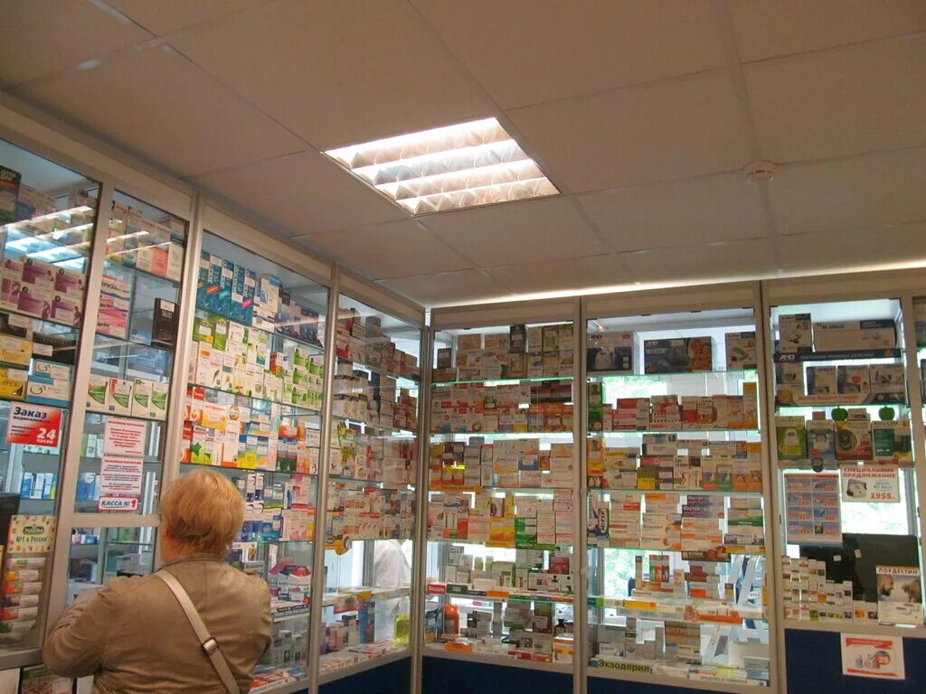 санкт-петербургский проспект 60 петергоф. петербургские аптеки в петергофе. аптека на разводной 19 в петергофе. петербургские аптеки петергоф. петергоф ул константиновская.