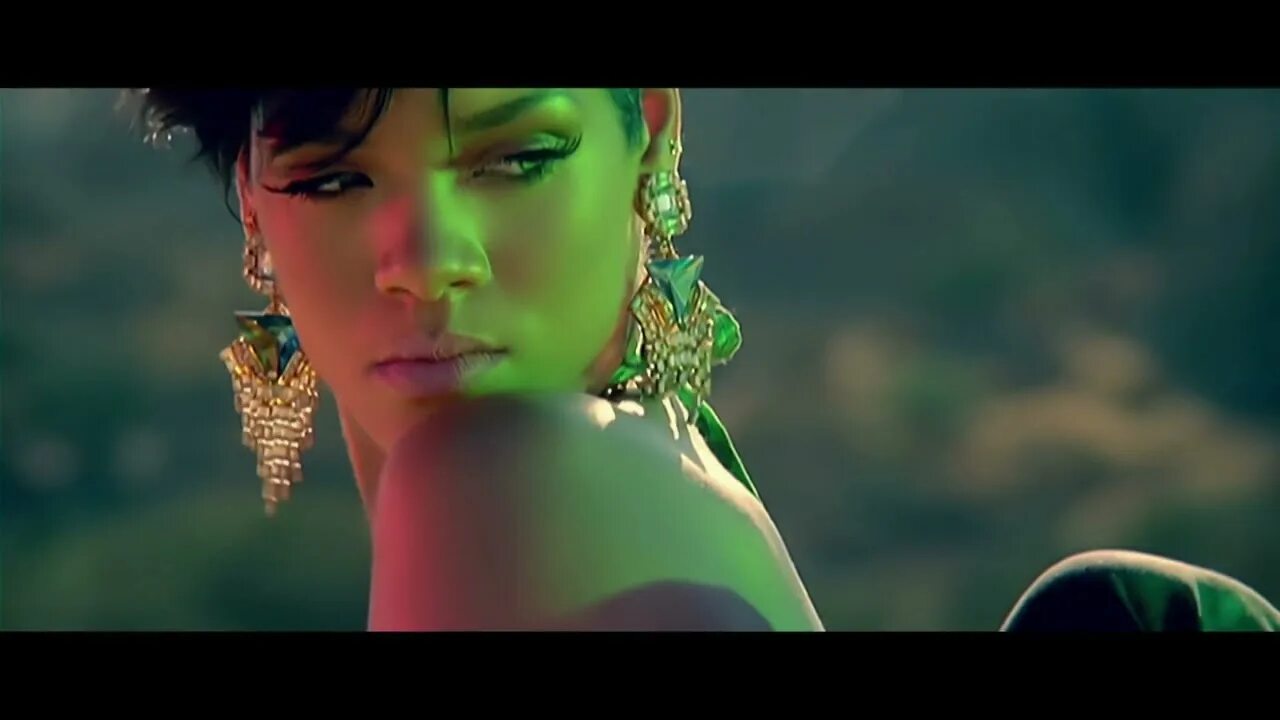 Rihanna ft. Rihanna rehab ft. Рианна love the way you lie. Justin timberlake. Рианна rehab.