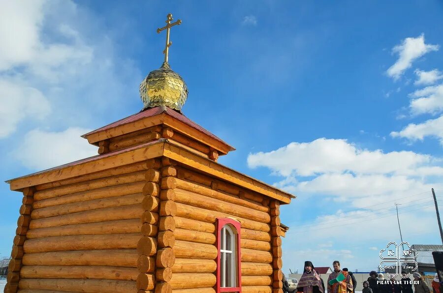 Часовня чамерево источник. Освящена часовня. Часовня иконы божией матери мурманск. Часовня георгия победоносца в емецке. Музей ямщиков тит-ары хангаласский улус.