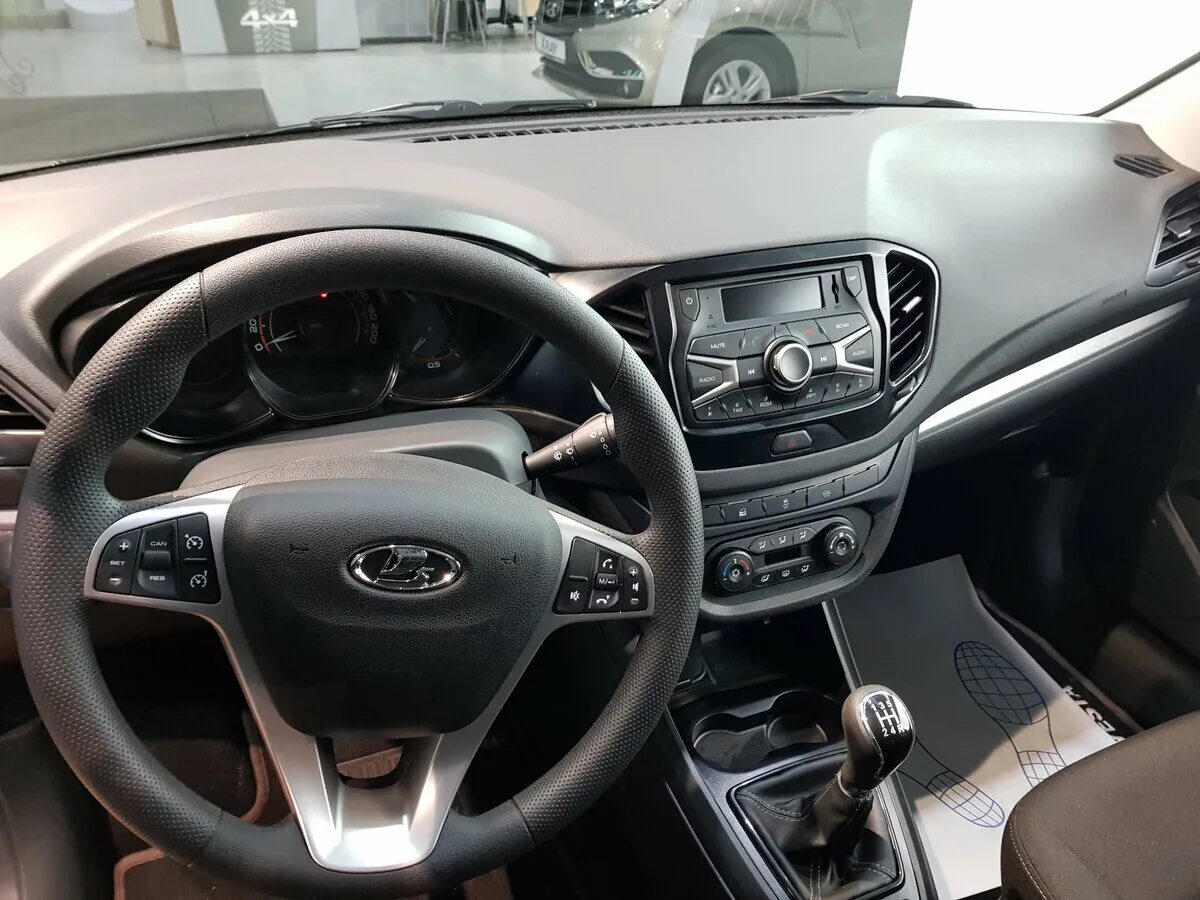 лада веста св кросс 2021. Lada vesta 2023 салон. лада веста седан 2017. лада веста 2022 комплектации комфорт. лада веста 2018 салон.