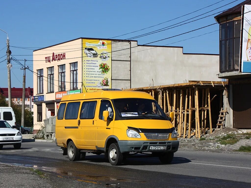 Сайт автовокзала владикавказа. Маршрутка Ардон Владикавказ. Автобус Владикавказ. Маршрутки Владикавказ. Микроавтобус Владикавказ.