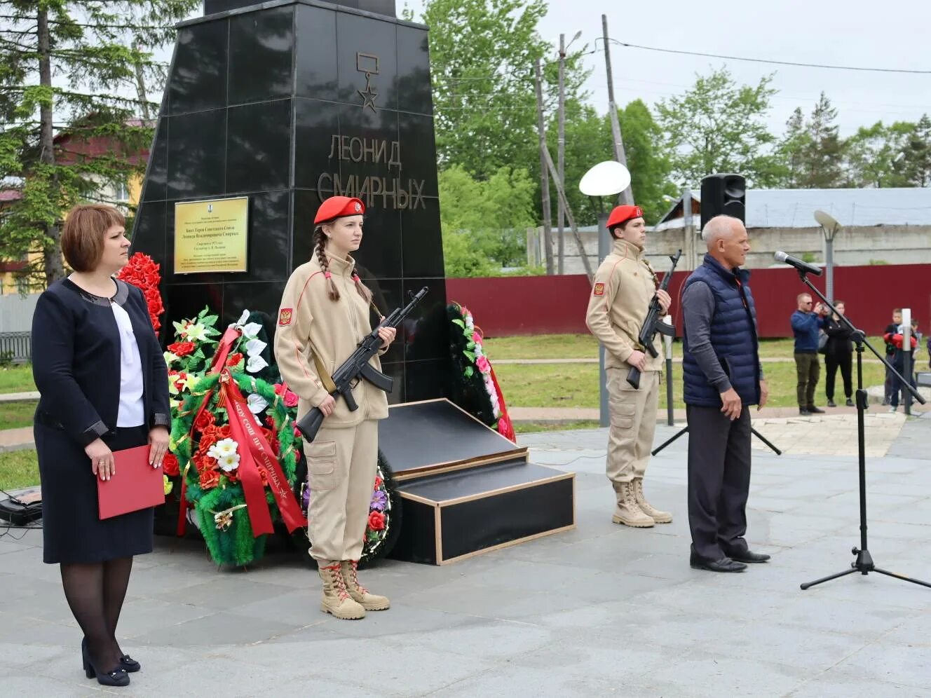 День памяти. 22 Июня день памяти и скорби. Мемориала героям советского Союза Хабаровск. Митинг 9 мая школьники у памятника. Митинг 9 мая 2023 года