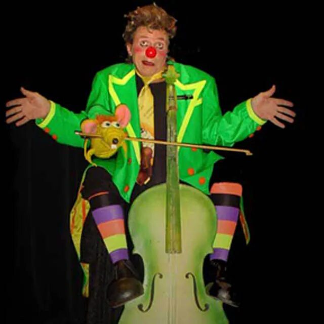 синхро-буффонада. виолончелист и крыса синхробуффонада. синхробуффонада предмет. "муха". проект синхробуффонады.