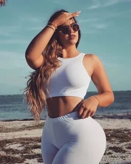 Descargar la imagen en teléfono: Películas, Bella фотоизображения.