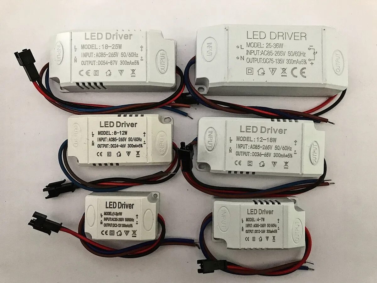 Купить led driver model. Трансформатор led 12v 300ma. Led Driver 4-7w. Led Driver 18w 300ma. Драйвер светодиодов 3w 300ma 3-12v.