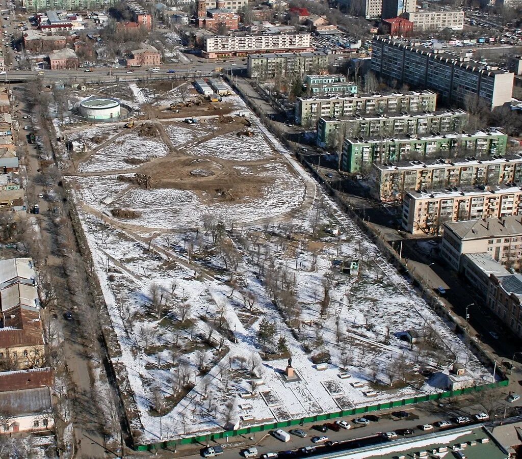 Г 2014 г изменения 1. Астрахань 2000 год. Брошенные города России. Новые города России. Астрахань 80 годы.