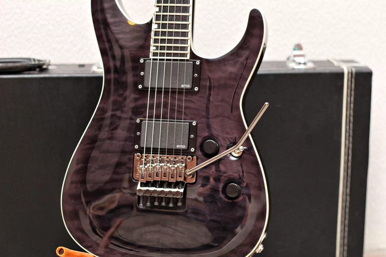 Fender stratocaster голова грифа 2007. Esp horizon fr 2 stba. Jolana strat ds-716. Telecaster гитарный щит. Fender american standard stratocaster headstock.