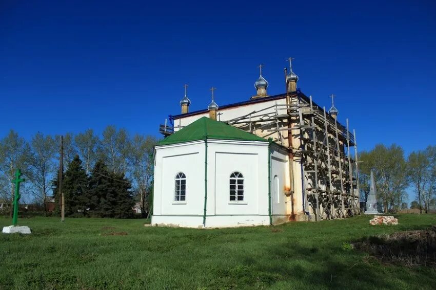 Новоспасская церковь ульяновская область. Церковь ждамирово. Село ждамирово ульяновская область церковь. Ждамирово ульяновская область сурский. Церковь калуга ждамирово.
