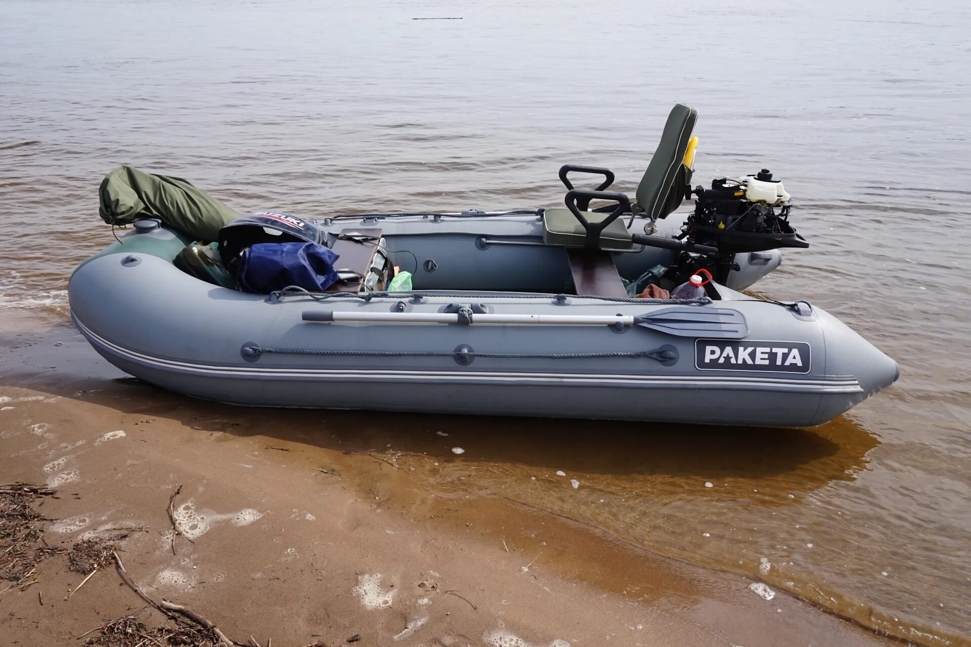 Лодка пвх нднд ракета. Надувная лодка ракета РЛ-380. Лодка ракета РЛ 330. Лодка ПВХ ракета 320 НДНД эгоист. Лодка ракета 330 НДНД.