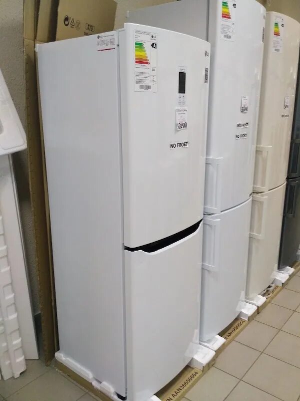 Холодильник smeg fab5lsv5. Холодильник двухкамерный смег. Техномир холодильники. Холодильник liebherr cbnpes 5758. Холодильник kraft kf-hc3541cb.