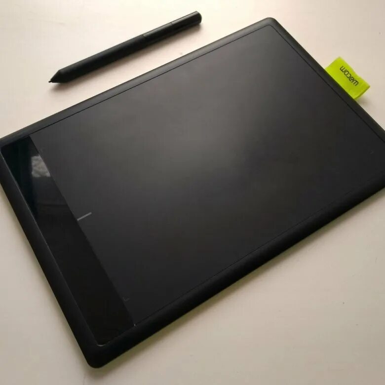 Wacom one m. ВАКОМ Ван графический планшет. Wacom one Medium. One by Wacom Medium. Wacom one by Medium а5.