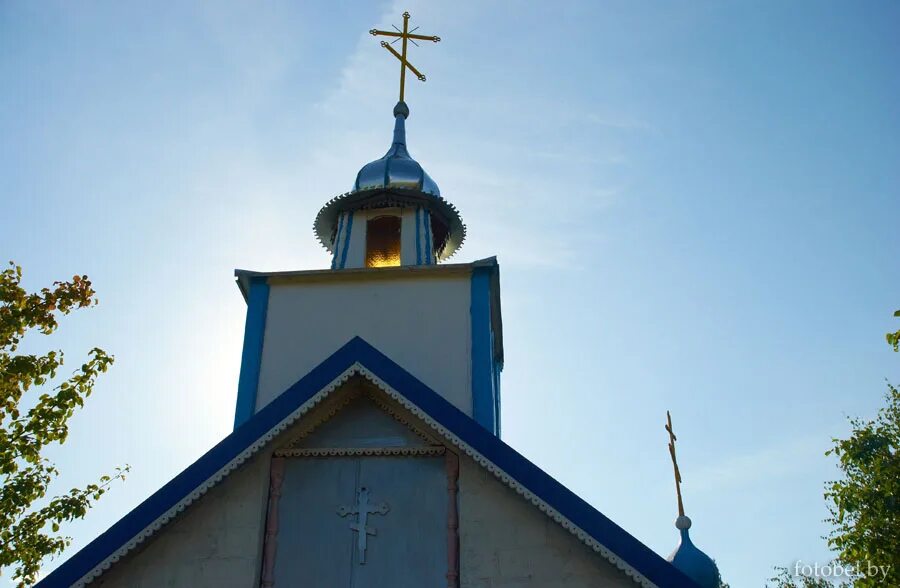 гончар в деревне.