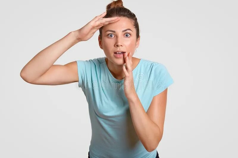 Девушка указывает. Problem solving. Люси лоулесс в симпсонах. Ing ed adjectives упражнения. Explaining problems.