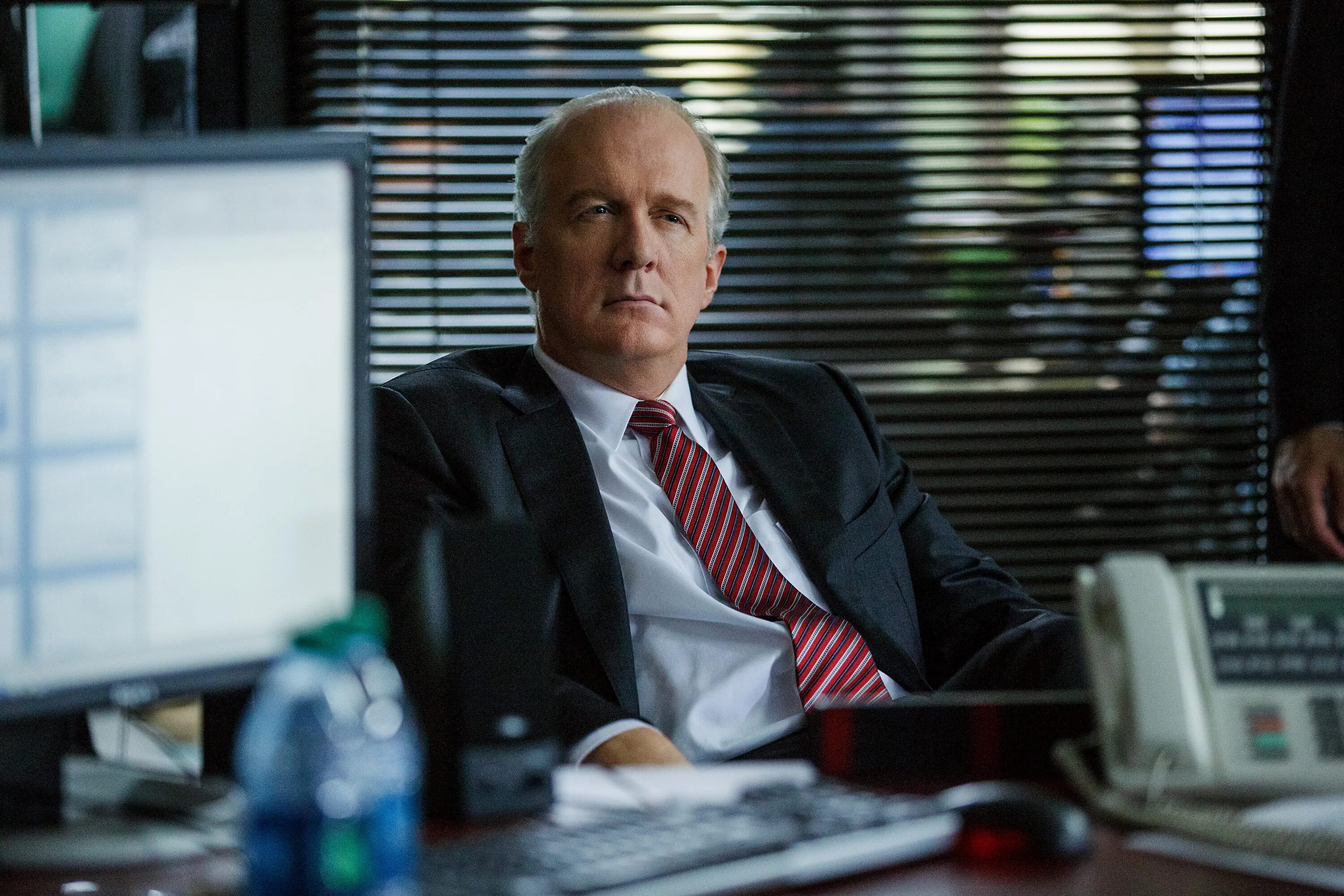 Игра на понижение русский. Игра на понижение (2015). Стив карелл игра на понижение. Игра на понижение русский. Игра на понижение (2015).