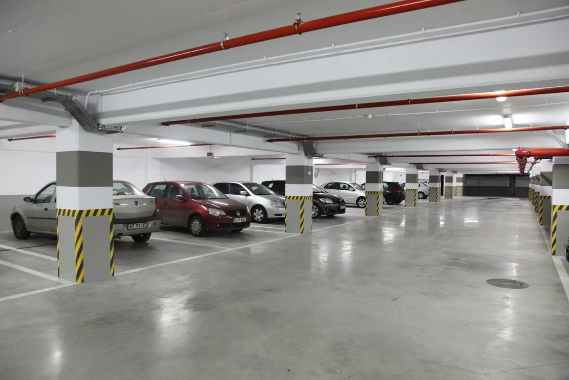 Машиноместо в паркинге. Дизайнерский подземный паркинг. Underground parking. Паркинг. Avtoparkovka podzemnaya.