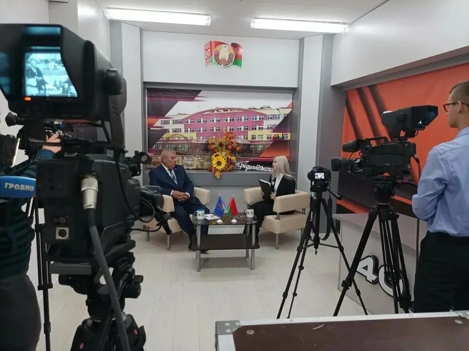 парк зарядье медиацентр. открытие медиацентра. медиацентр. череповец открытие медиацентра. медиацентр в школе.