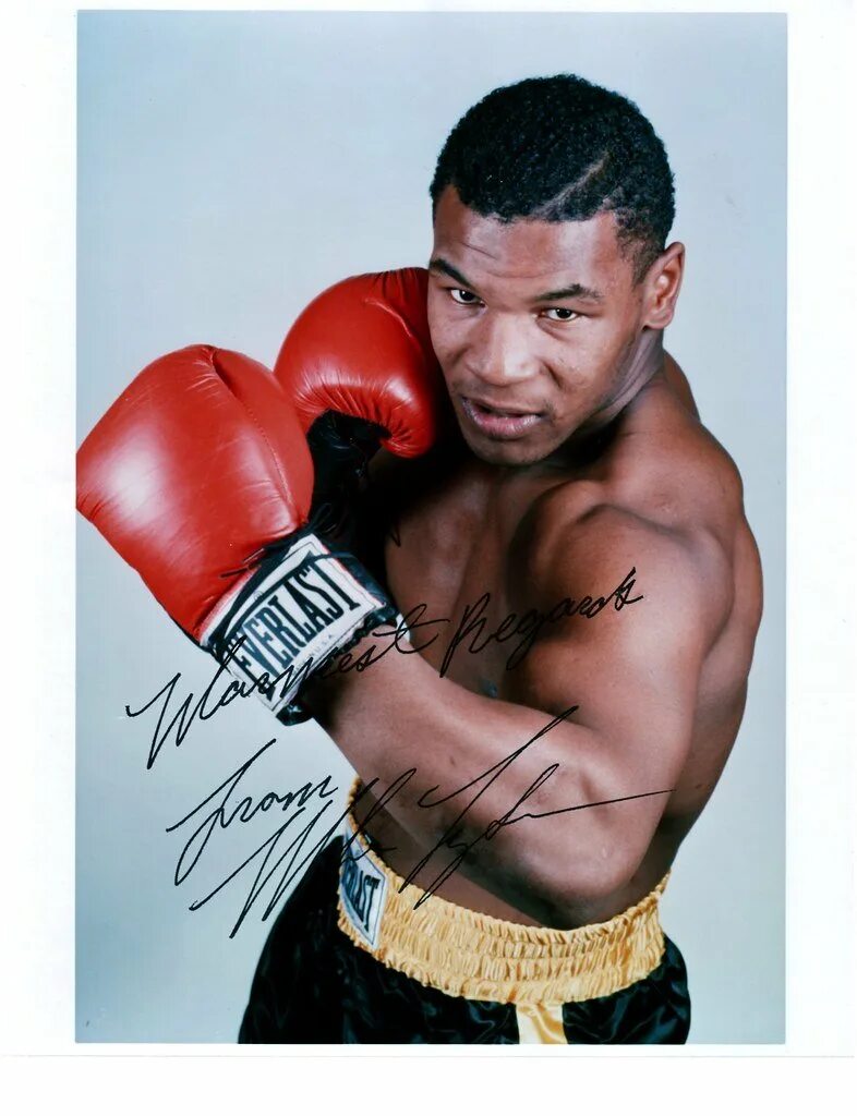 Майк тайсон в 14. Майк тайсон в 16. Mike tyson. Майк тайсон. Mike tyson.