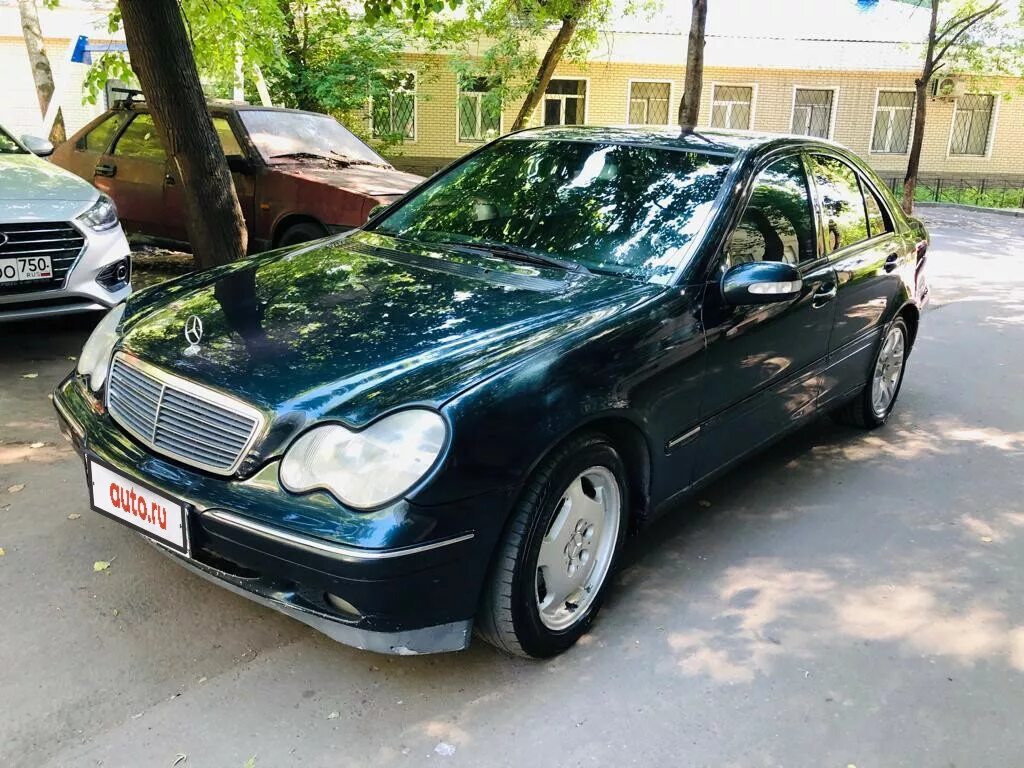 Машинка мерседес 2000. Мерседес c 2000г. Mercedes c class 2000г. Мерседес с класс 2000. Мерседес с200 2000 года.