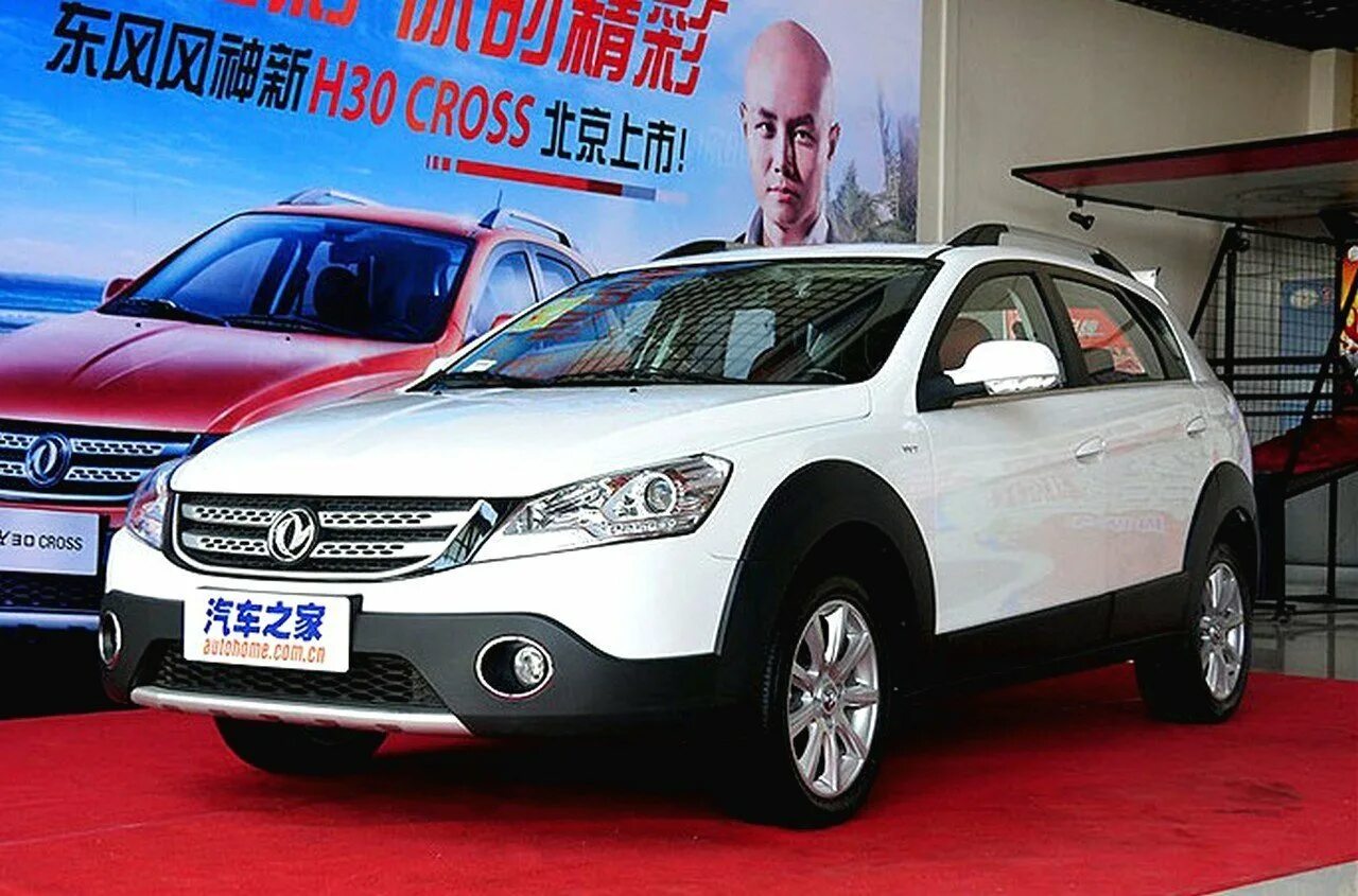 Китайские автомобили цена характеристики. Донг Фенг 30 кросс. Машина Донг Фенг h30 Cross. Dongfeng h30 Cross. Донг Фенг h30 кросс.