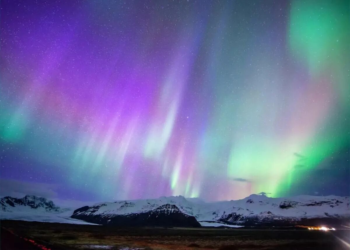 Aurora Borealis Северное сияние. Гренландия Северное сияние. Южное полярное сияние. Полярное сияние явление природы. Полярные сияния явление природы