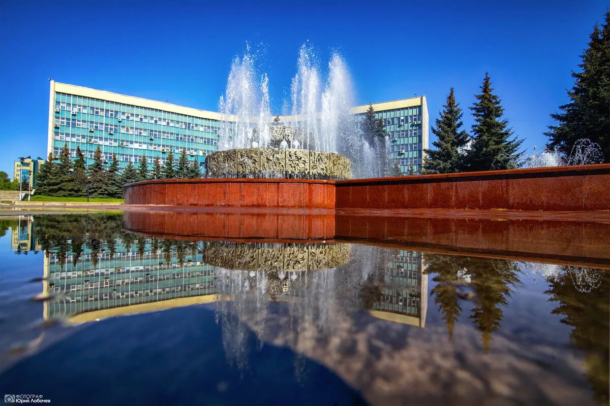 новокузнецк фонтан у театра. рассказ о городе новокузнецк. город новокузнецк кемеровской области. сколько лет городу новокузнецк. ночной новокузнецк.