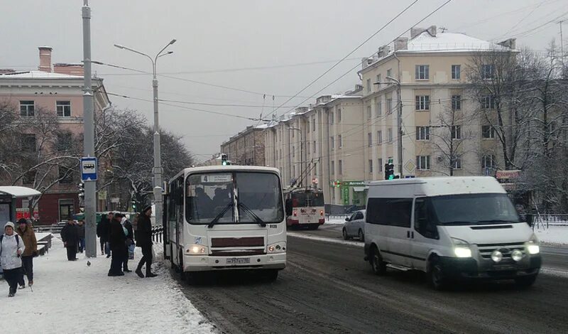 Микроавтобус Петрозаводск. Маршрутка в Карелии. Новые автобусы в Петрозаводске.