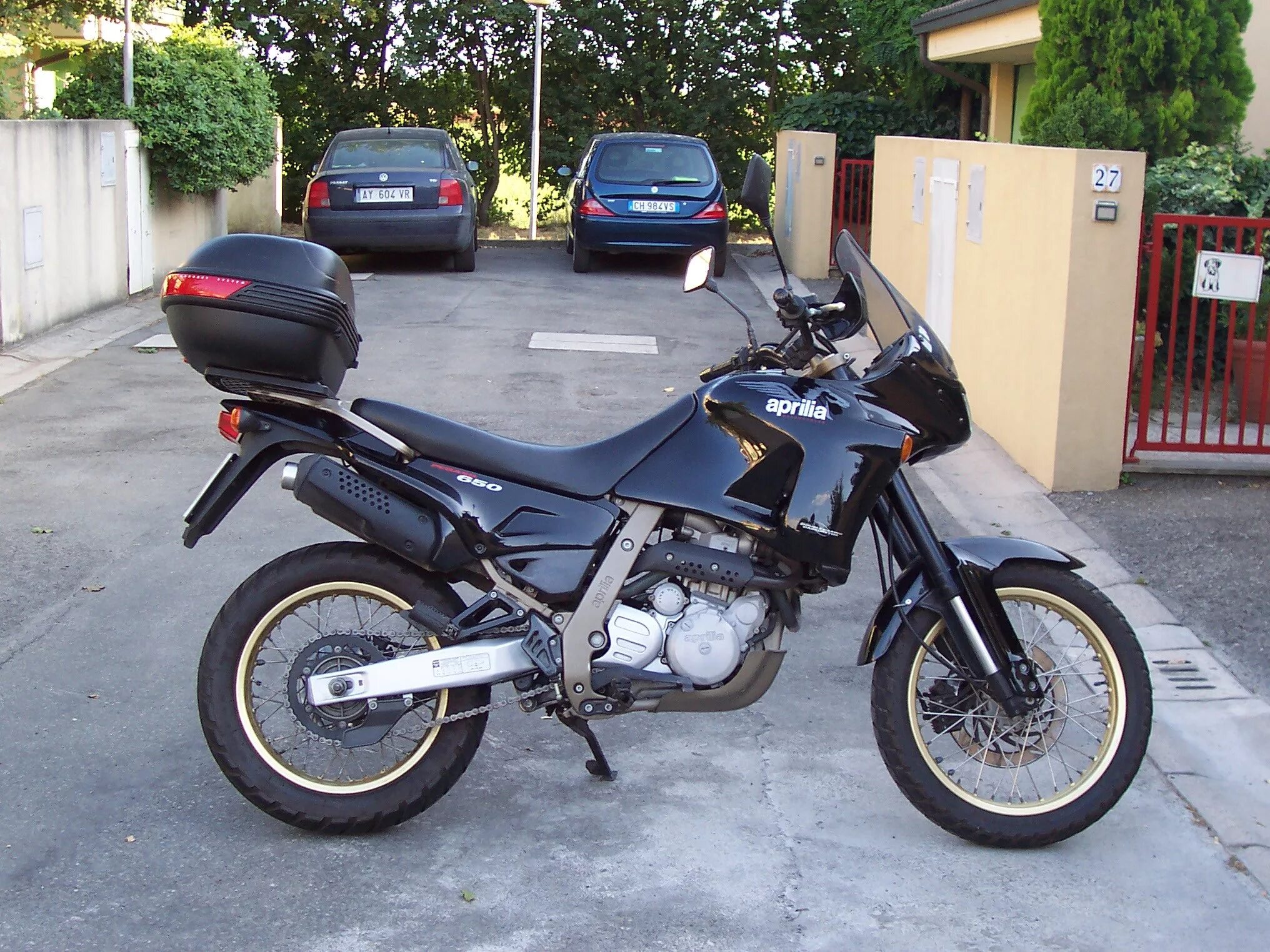 Априлия пегасо 650. Aprilia pegaso 650 trail. Мотоцикл априлия пегасо 650. Априлия пегасо 650 1995. Aprilia f 650 gs.