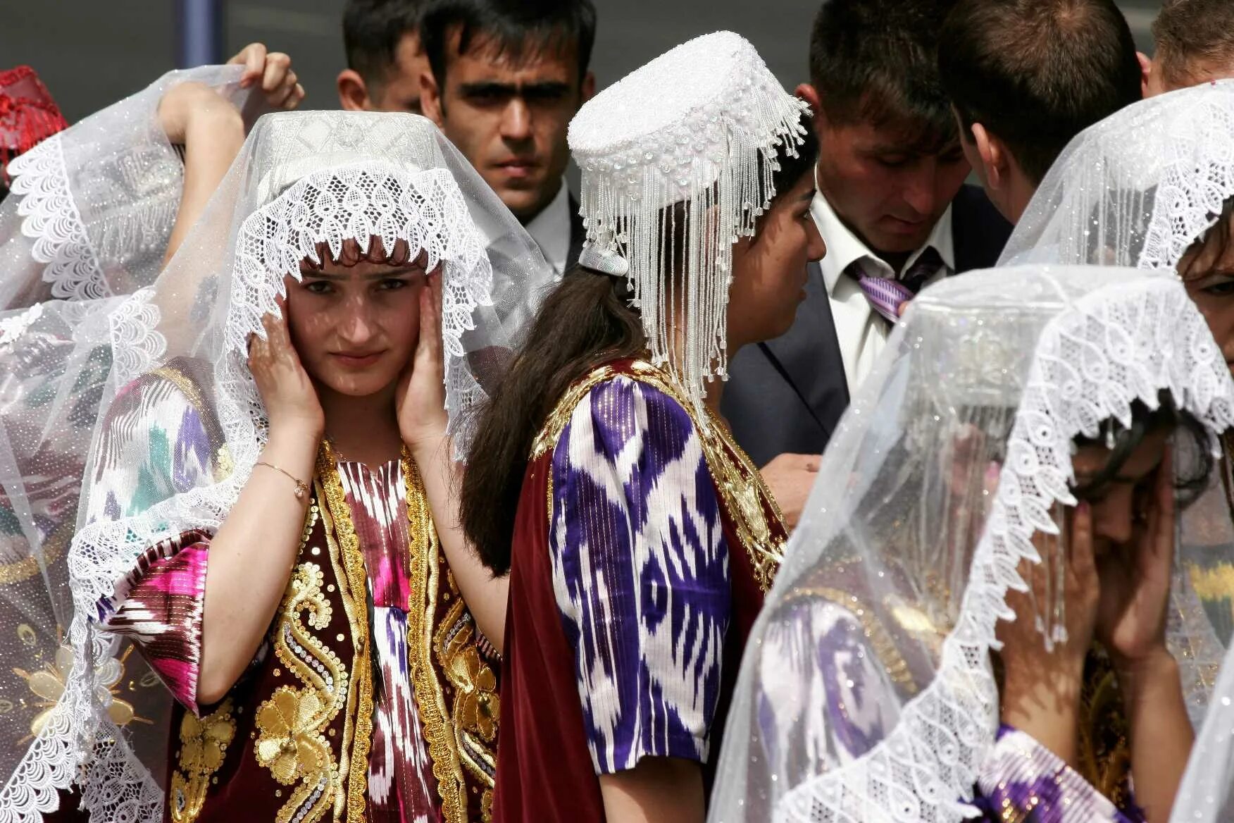 Фаранджи свадьба Таджикистан. Национальные Свадебные обряды Таджикистана. Таджикская свадьба 2022. Свадьба таджиков в Таджикистане.