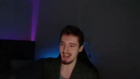 Данон стример