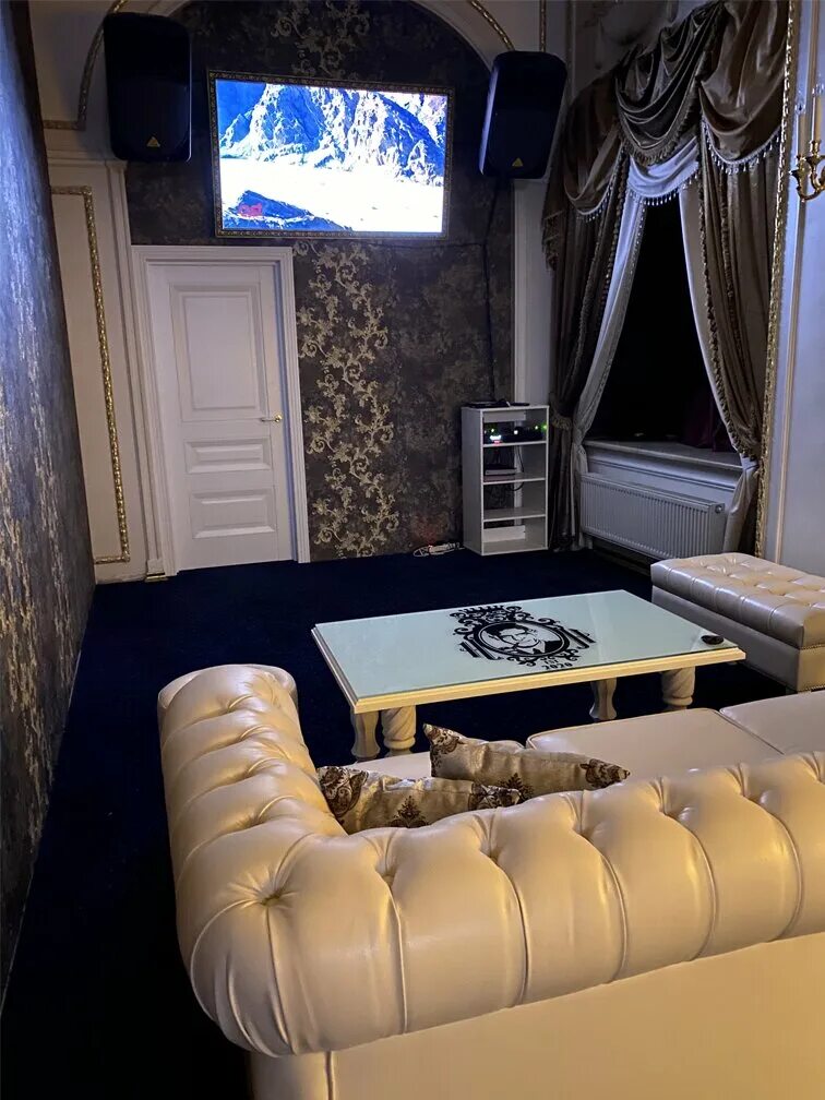 Санкт-петербург гороховая улица 31 бар лаборатория 31. Клуба hefner. Клуб hefner уфа. Пати тайм караоке. Клуб hefner уфа.