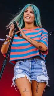 Halsey слушать