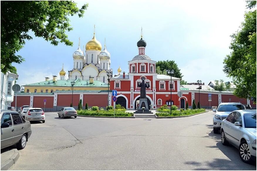 Свято данилов москва. Свято-Даниловский монастырь в Москве. Данилов (Свято-Данилов) монастырь в Москве. Мужской монастырь в Москве Даниловский монастырь. Покровский ставропигиальный монастырь.