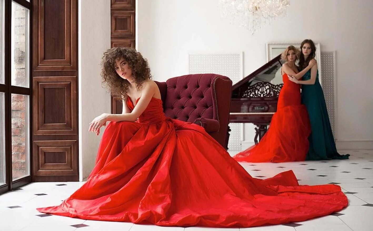 Прокат для фотосессии. Фотосессия в Красном платье Москва. Одежда напрокат. Платье напрокат. Красное платье напрокат.