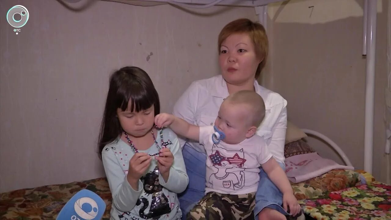 Помогите маме 13. Помощь матерям с детьми из Донбасса в СПБ. Центр поддержки мам. Центр поддержки мамочкам оставшихся Новосибирск. Мульинцнест Мамина помощь.