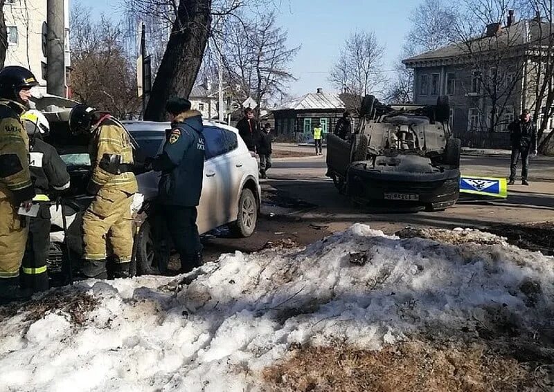 Новости вологды сегодня происшествия и вологодской области. Авария на Пролетарской сегодня. Авария в Тверской области сегодня.