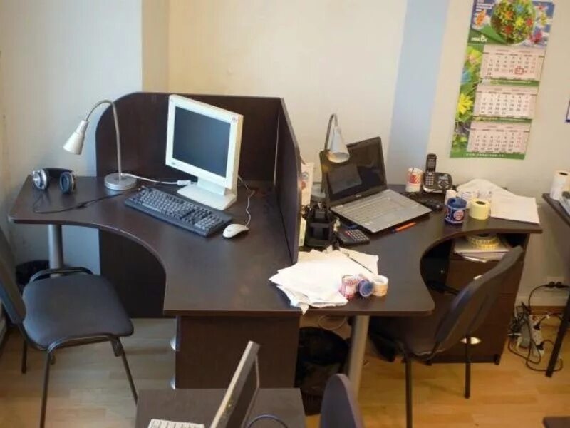 Место парикмахера. Рабочее место мастера парикмахера. Сдается в аренду место мастера парикмахера. Рабочее место парикмахера. Сдам в аренду рабочее место.