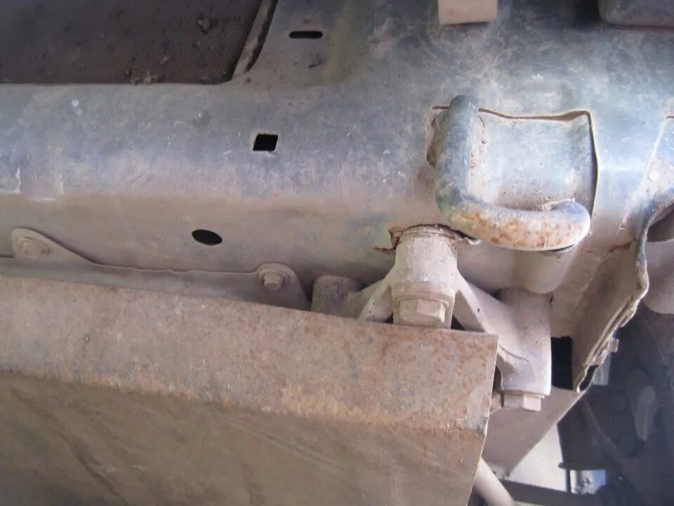 Вырвало краб. Крепление краба ваз 2115. Краб ваз 2112. Краб лада 2114. Ваз 2108 вырвало краб.