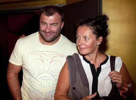 Пореченков жена