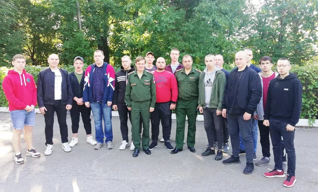 Военкомат пушкино московской. Военком пушкино. Военкомат пушкино телефон. Военкомат пушкино. Пушкинский военкомат санкт-петербурга.
