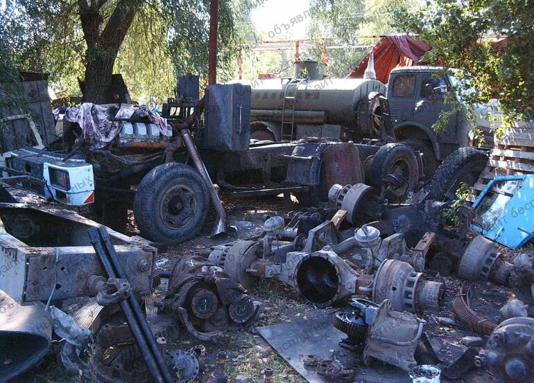 Запчасти б у камаз. Запчасти маз камаз. Автозапчасти камаз. Рама ман 2000. Запчасти маз белгород.